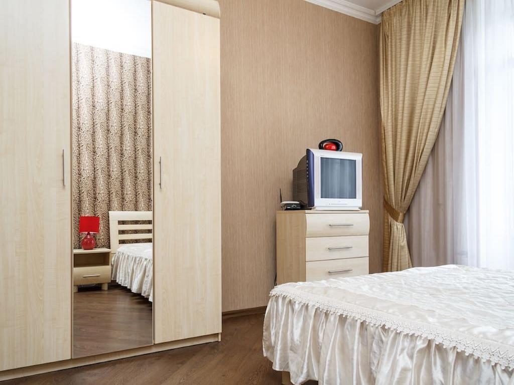 Apartments On Lermontova Zaporizhia Exterior photo